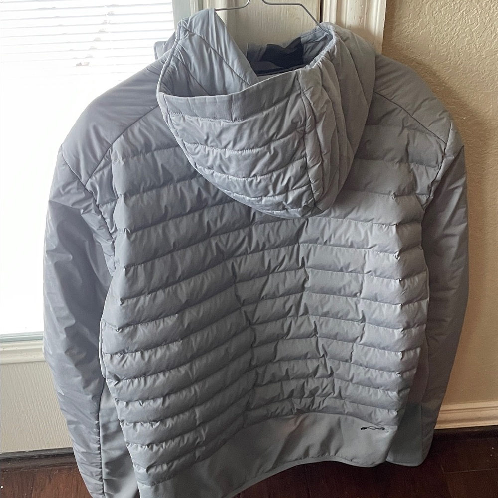 Lululemon Athletica Men's Gray Puffer Jacket Size Large - Picture 2 of 8